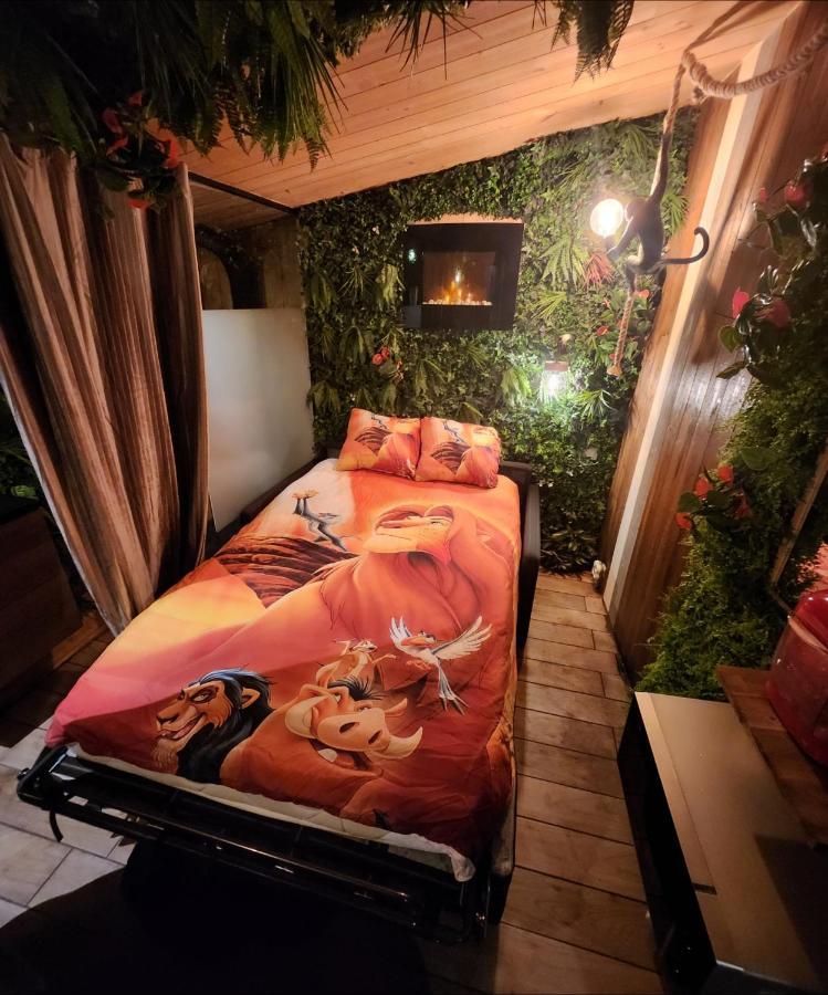 Indiana Jones A 10 Minutes Du Parc Disneyland Conde-Sainte-Libiaire Exterior foto